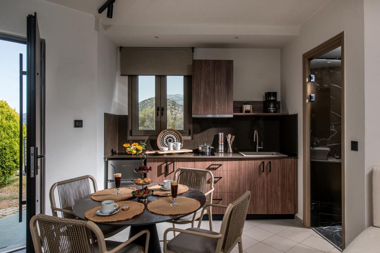Everest Apartments And Suites Сталида Экстерьер фото