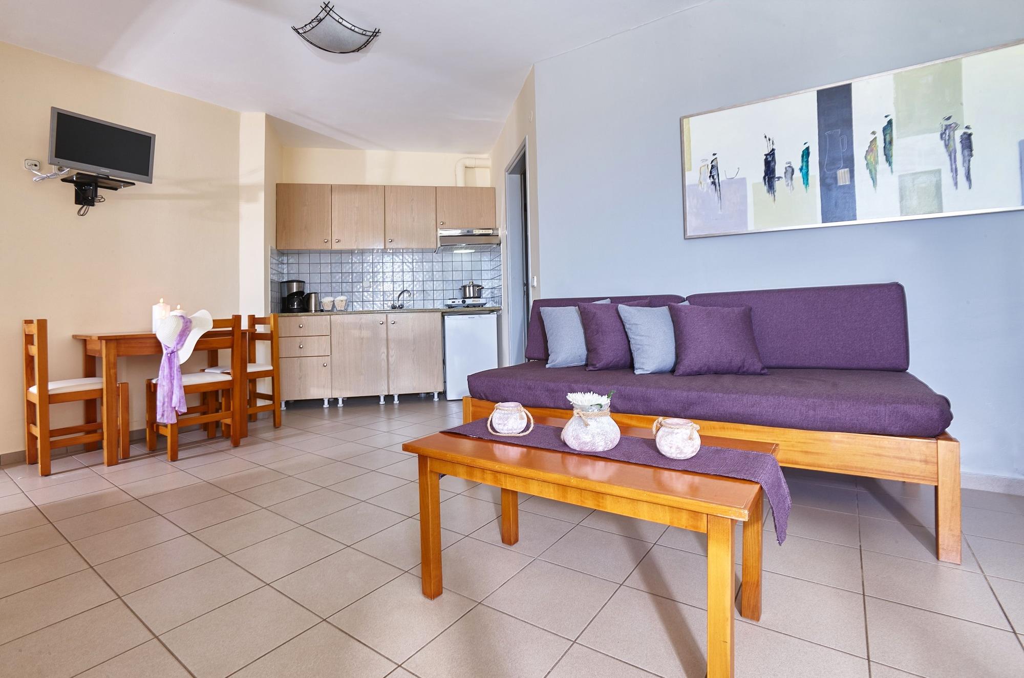 Everest Apartments And Suites Сталида Экстерьер фото