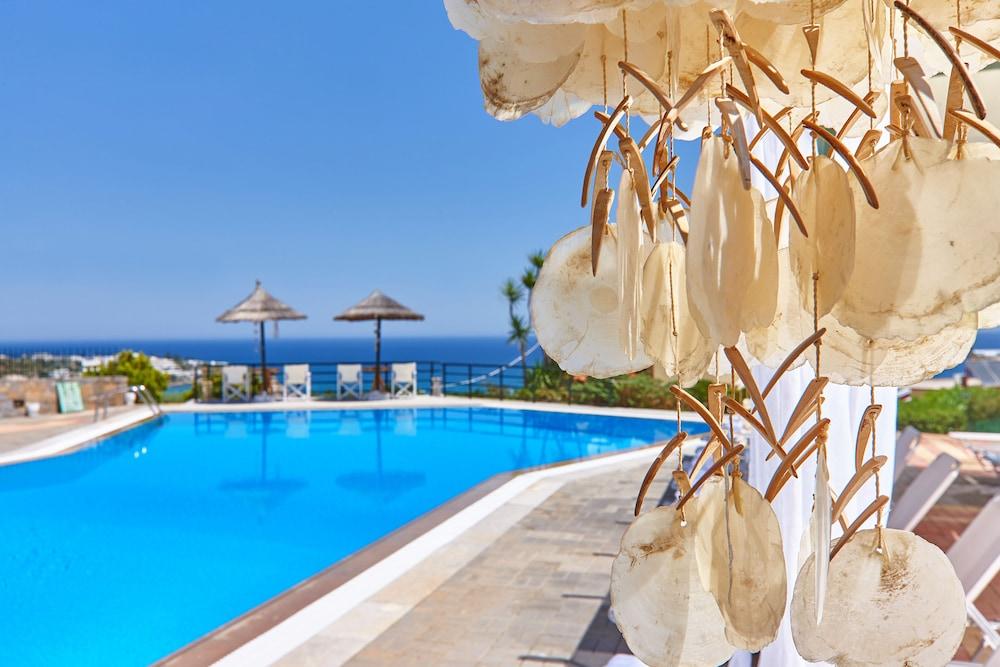 Everest Apartments And Suites Сталида Экстерьер фото