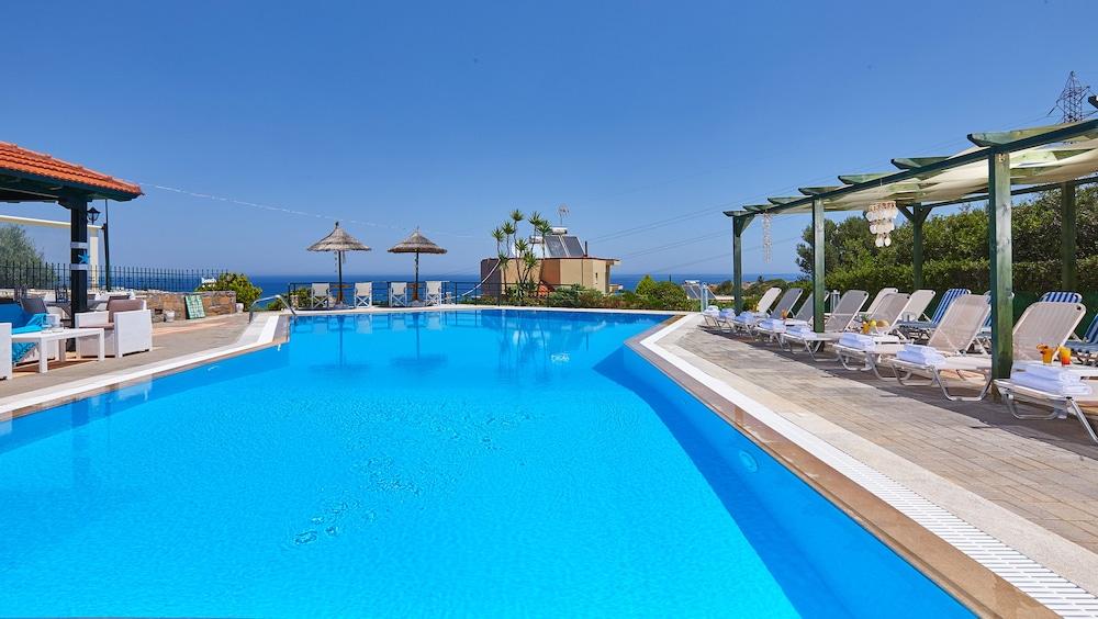 Everest Apartments And Suites Сталида Экстерьер фото